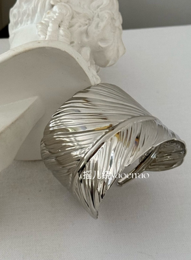 纹理手镯大宽面弧形开口手饰