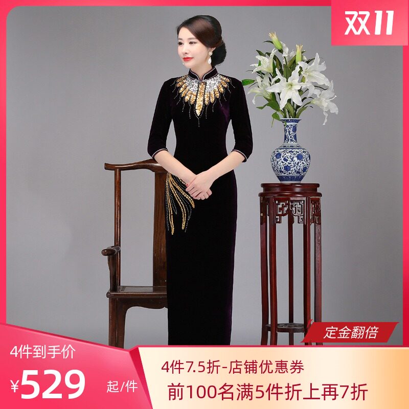 D·BASS/迪贝丝新款丝绒绣花连衣裙复古立领优雅大气TB0043T