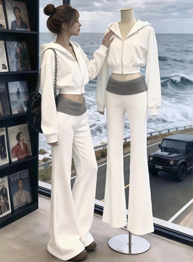 轻奢高级感休闲运动套装女春秋季时尚潮流短外套拼接喇叭裤两件套