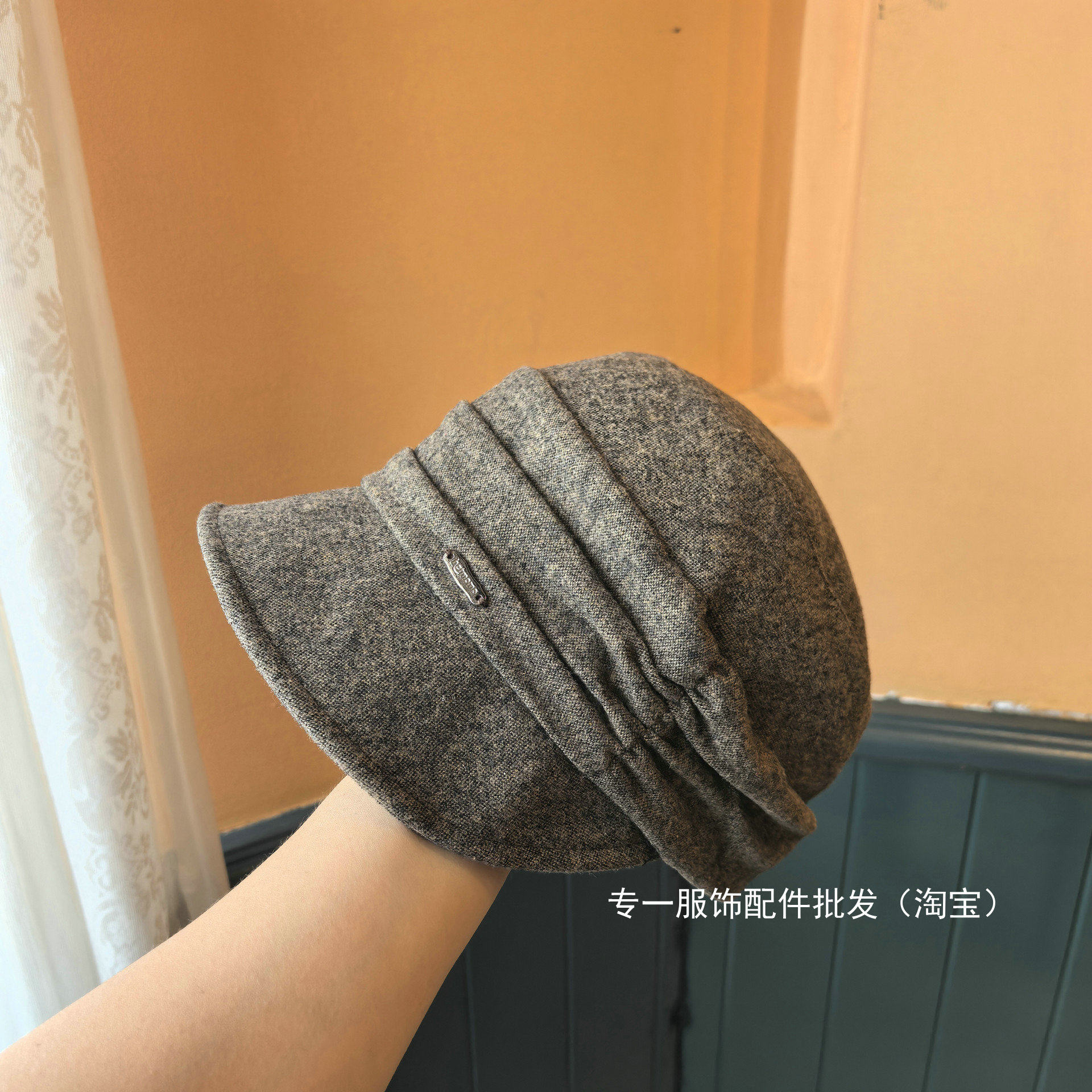 复古羊毛混纺褶皱报童帽女秋冬百搭宽檐显脸小马术帽日系文艺帽子