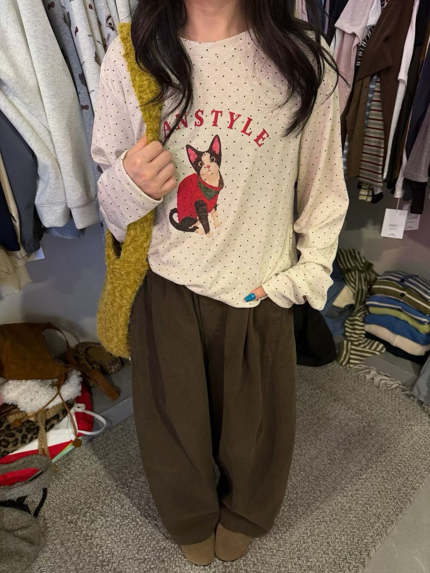 韩系卡通波点猫咪圆领长袖T恤女2026秋季新款宽松显瘦减龄上衣ins