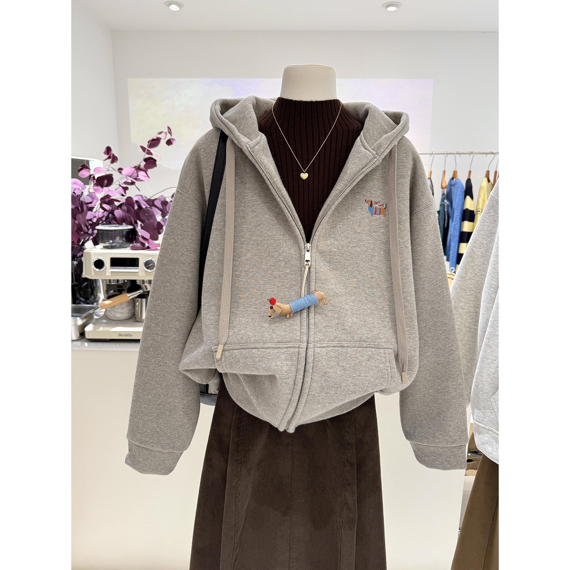 韩版休闲卡通刺绣宽松拉链外套