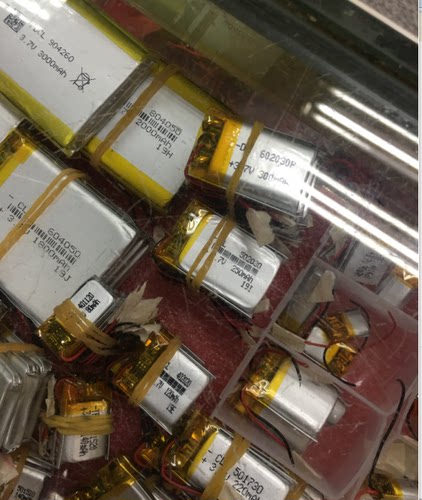 804050聚合物电池3.7v儿童早教故事机可充电2000毫安电芯板大容量