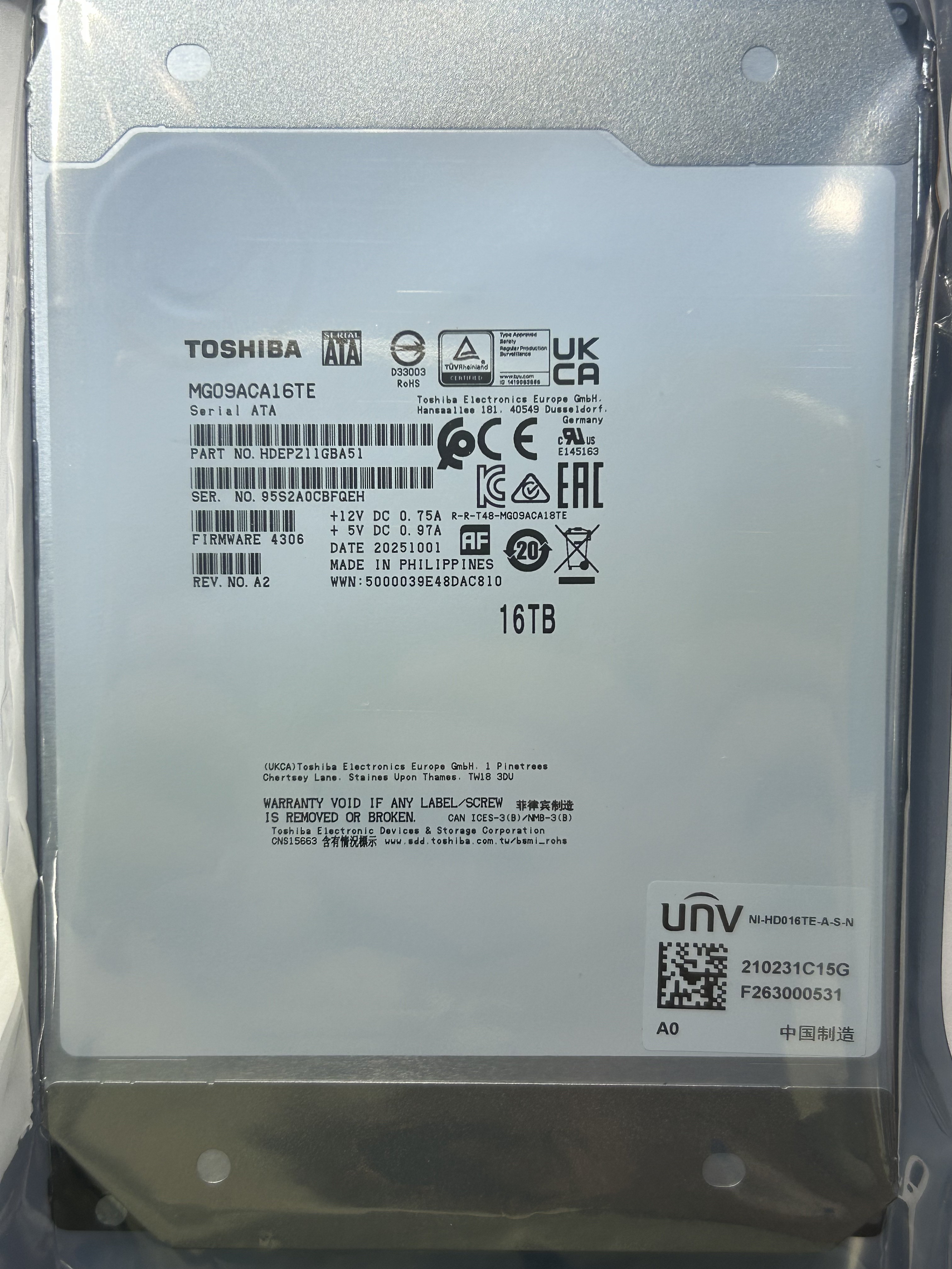 东芝16T硬盘MG09ACA16TE全新 宇视16TB企业级机械硬盘监控硬盘NAS