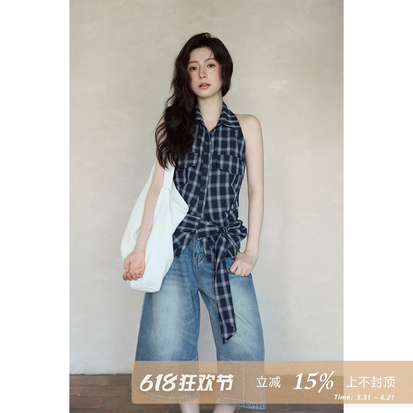 夕蒙2026新款夏季韩系气质好看上衣修身绑带格纹挂脖背心无袖衬衣