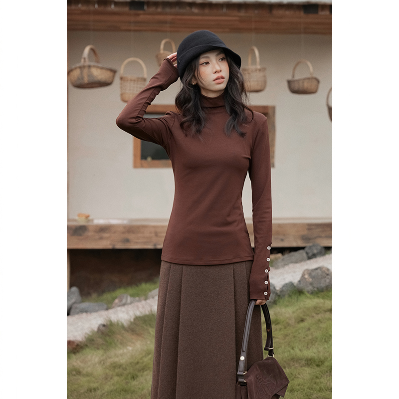 夕蒙【12/18 10:00上新 一件88折 两件叠加78折】咖色高领打底衫