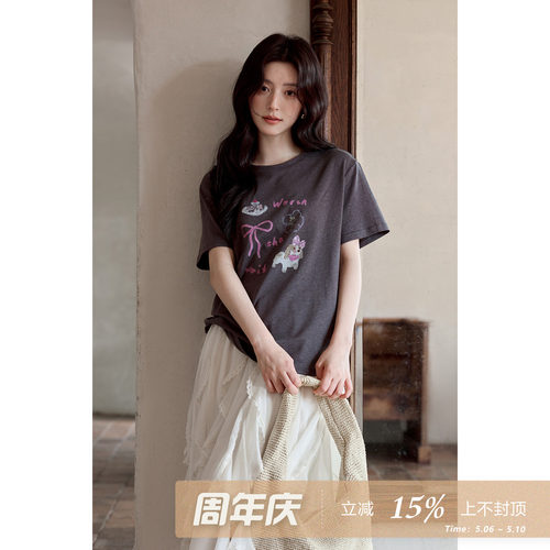 夕蒙2026新款夏季韩系好看上衣原创设计感印花深灰色圆领短袖t恤