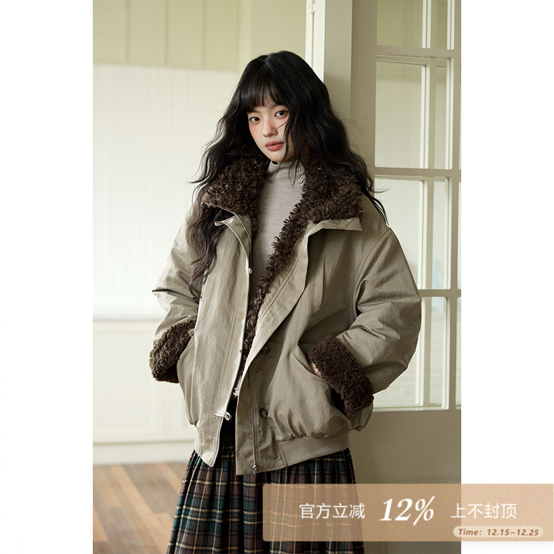 夕蒙2025新款冬季慵懒宽松绝美巨好看独特小个子卡其毛绒厚外套女