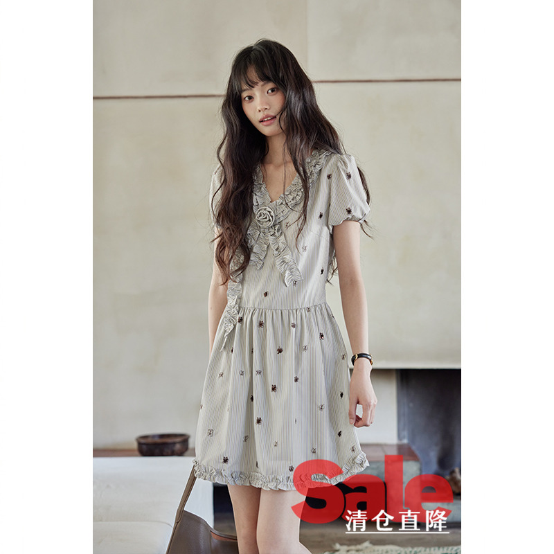 【直降清仓】夏韩系独特气质裙子小个子设计感小众花朵条纹连衣裙