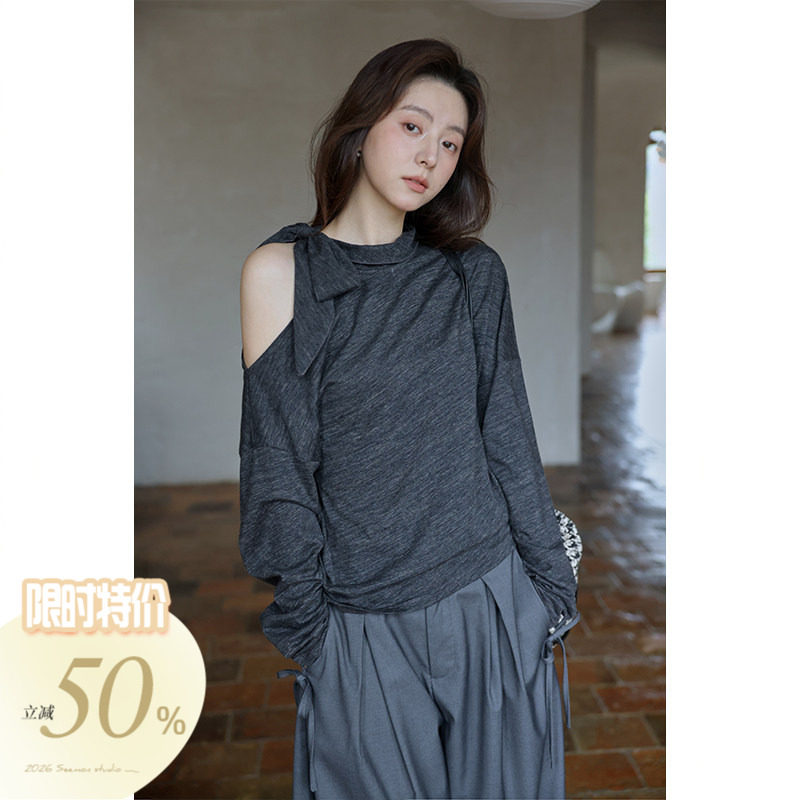 【立减50%】早春秋韩系高级感别致上衣设计感蝴蝶结深灰露肩t恤女,女装/女士精品,T恤,淘宝优惠券,粉丝福利购,淘宝优惠卷
