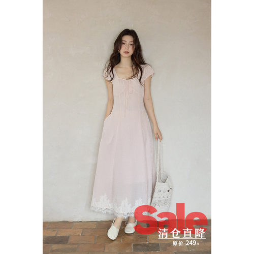 【夏末清仓】夏季韩系独特气质裙子收腰绣花蕾丝边粉色方领连衣裙