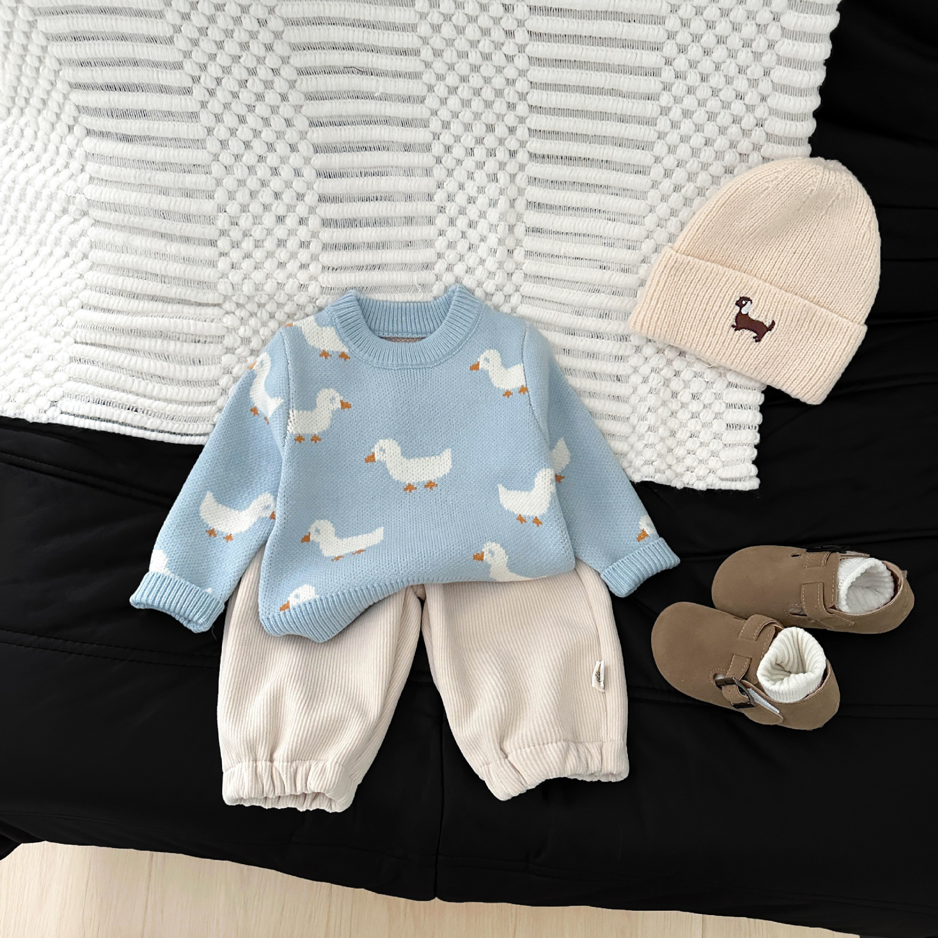 宝宝毛衣秋冬季婴儿洋气提花加厚