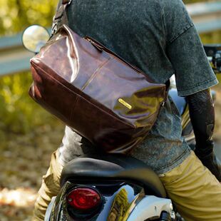 复古斜挎包摩托车大容量pu皮旅行包轻软单肩斜挎包【风迹plus】