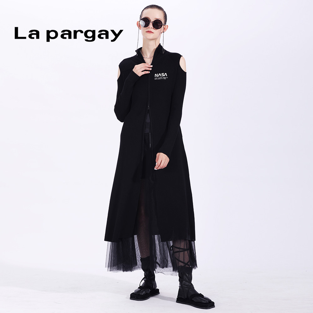 Lapargay纳帕佳2024新款女春季黑色露肩拉链长款针织连衣裙显瘦潮