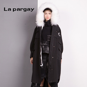 黑色连帽中长款羽绒服Lapargay