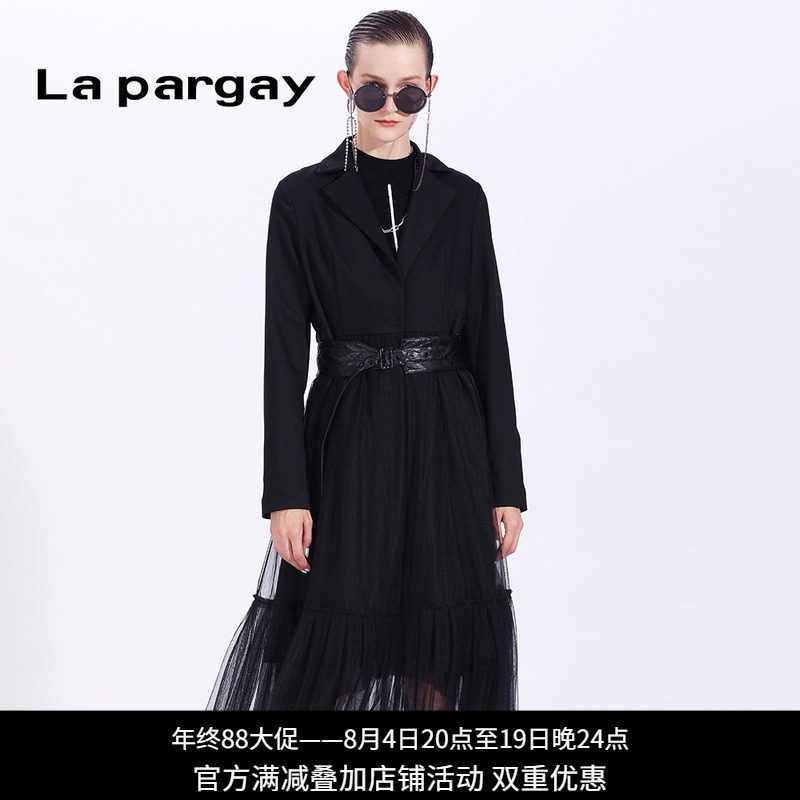 黑色显瘦长外套Lapargay