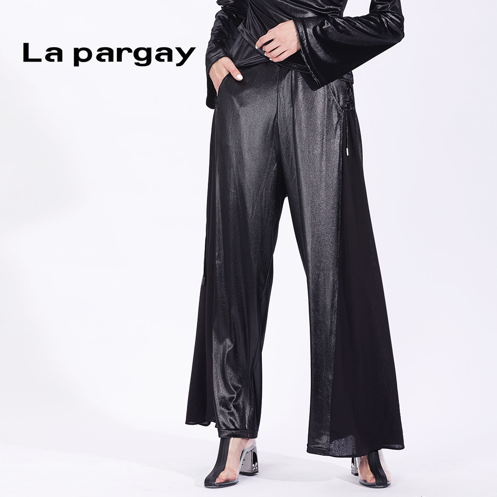 Lapargay纳帕佳2024新款女春季黑色光泽感拼接针织裤休闲阔腿裤