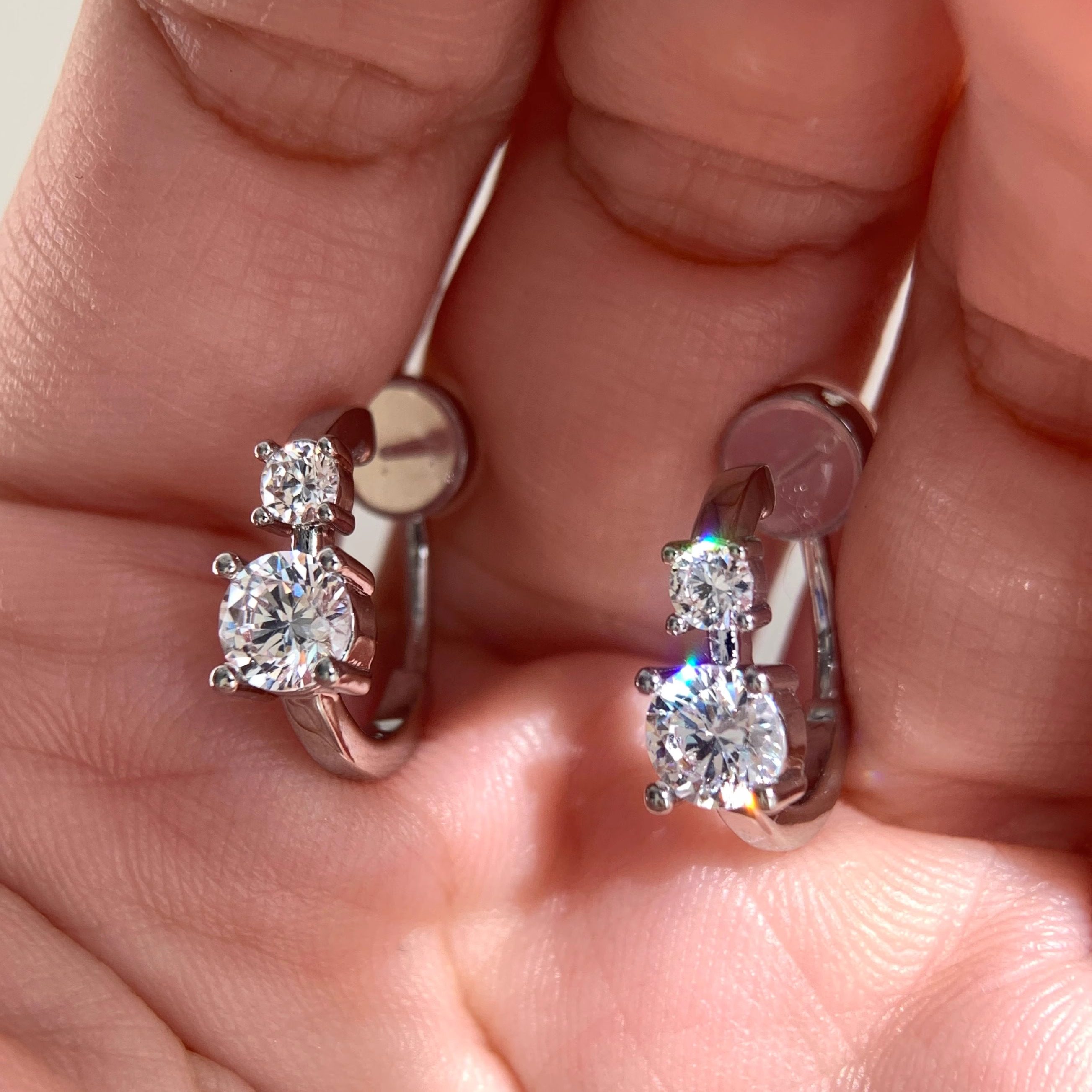 挚爱双子星～轻奢八心八箭7A闪耀锆石硅胶蚊香盘耳夹无耳洞无痛,饰品/流行首饰/时尚饰品新,耳夹,淘宝优惠券,粉丝福利购,淘宝优惠卷