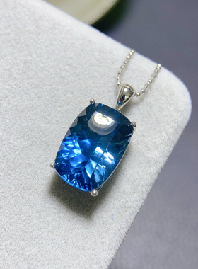 纯天然伦敦蓝蓝托帕石吊坠11*15mm大克拉全净体品质