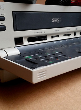 松下【Panasonic】 AG-4700全新专业S-VHS录像机