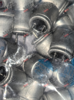 160AR5K271M0809B 16V 270 270UF 16V 8X9MM 直插固态电容 原装