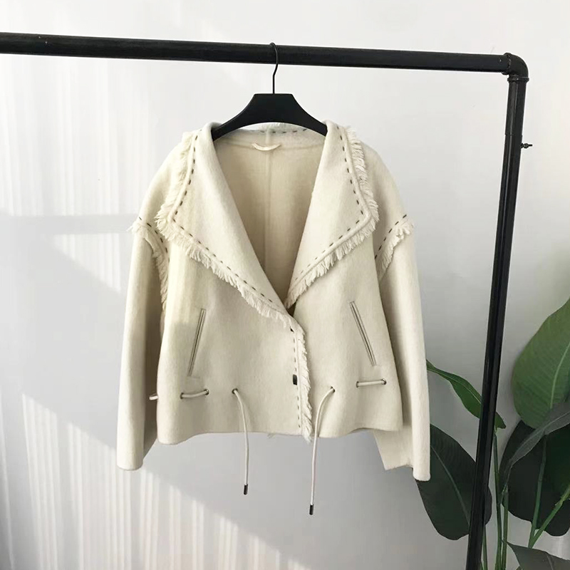 2025秋冬新款小个子双面羊毛呢女韩系短款流苏大翻领宽松毛呢外套