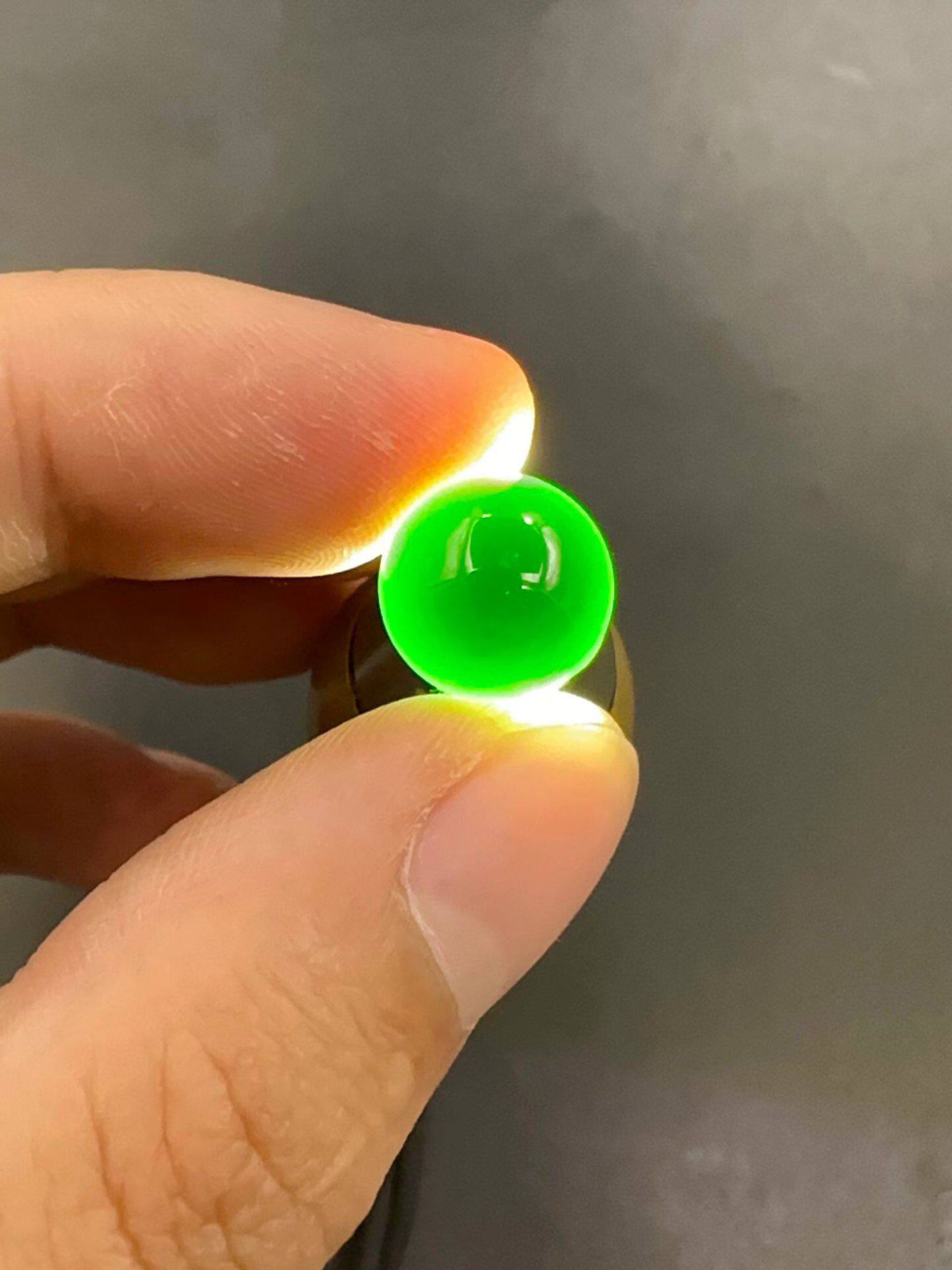 翡翠墨翠珠子 直径12mm