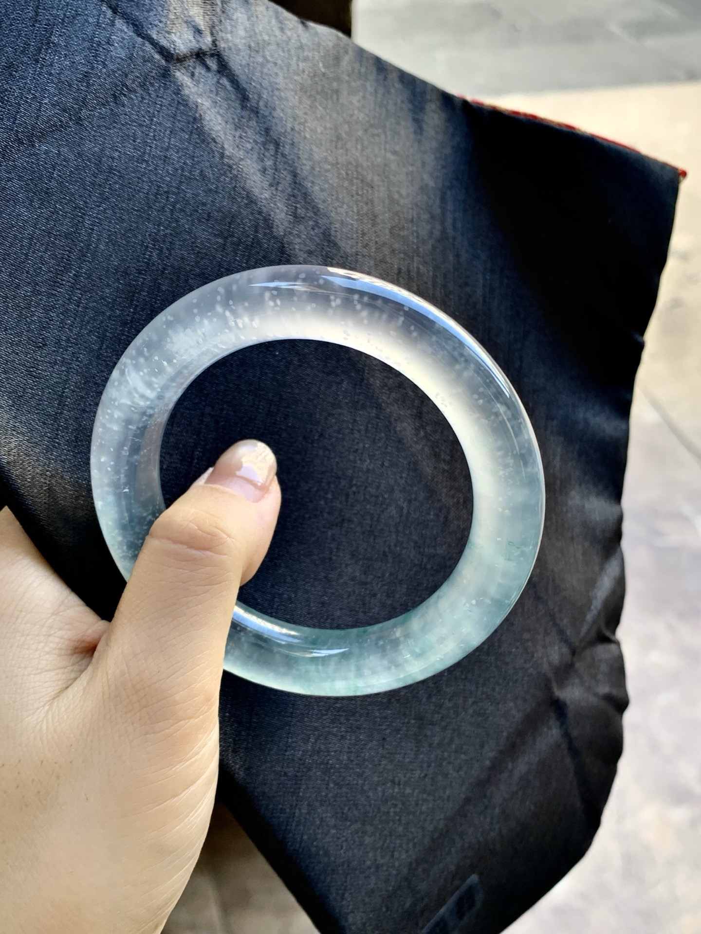 高冰种雪花棉圆条手镯 天然缅甸翡翠 圈口55 56