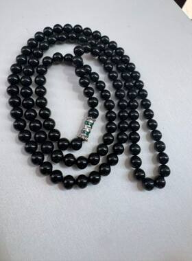 翡翠墨翠珠链佛珠118颗 自然光拍摄 黑度极黑 打灯透绿