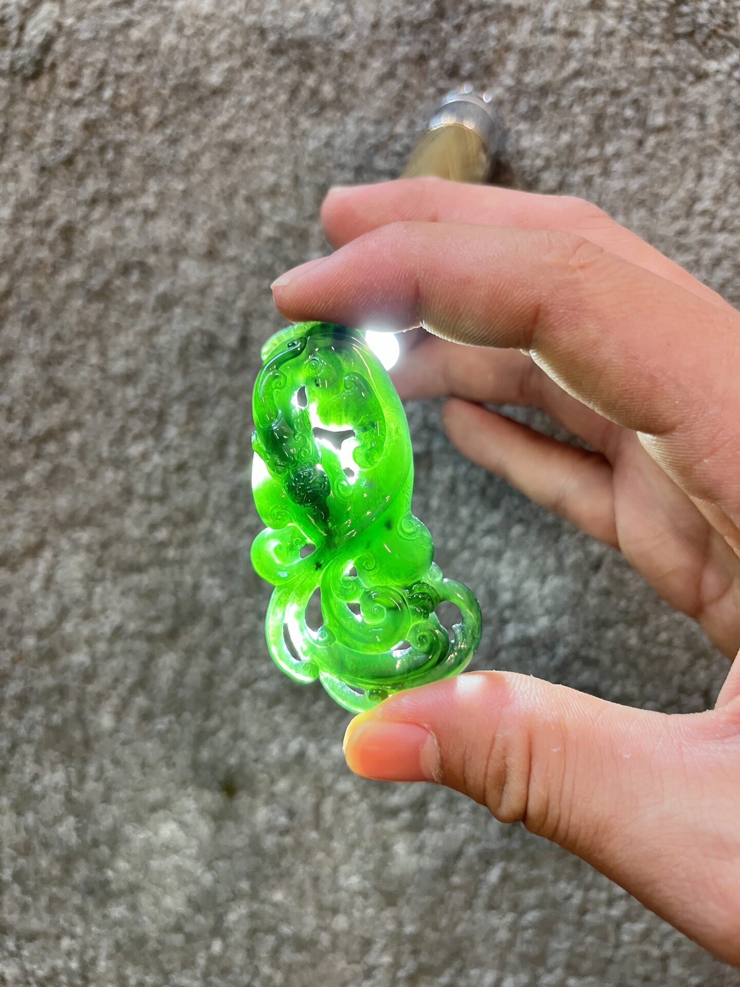 天然翡翠墨翠 冰种仿古龙 产地缅甸
