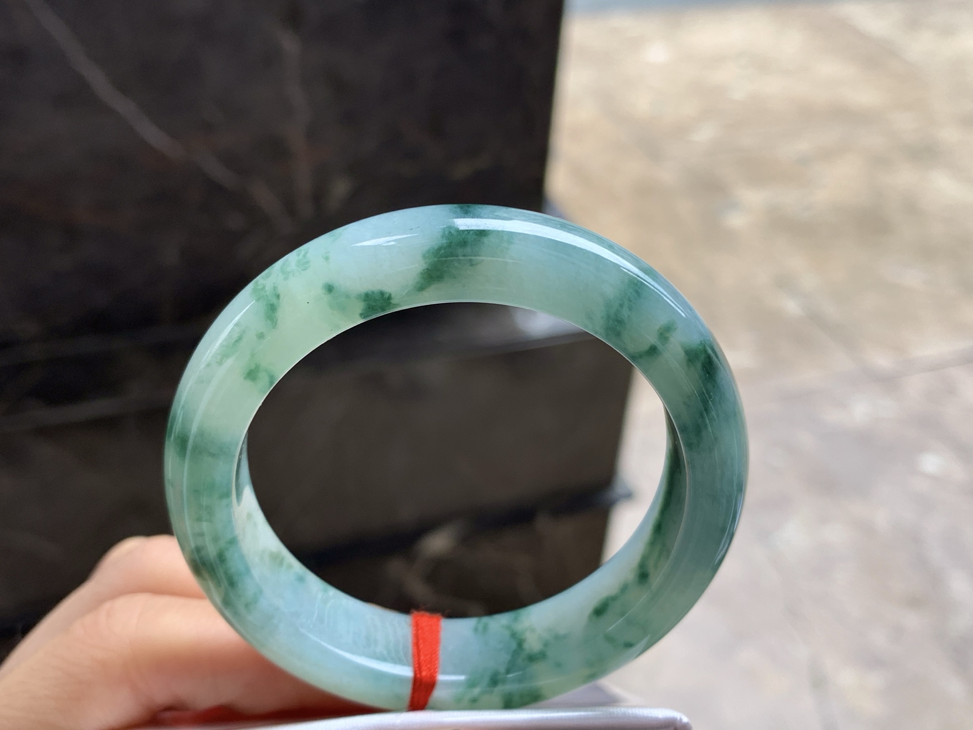 翡翠蓝花手镯 飘花浓郁 圈口50 51