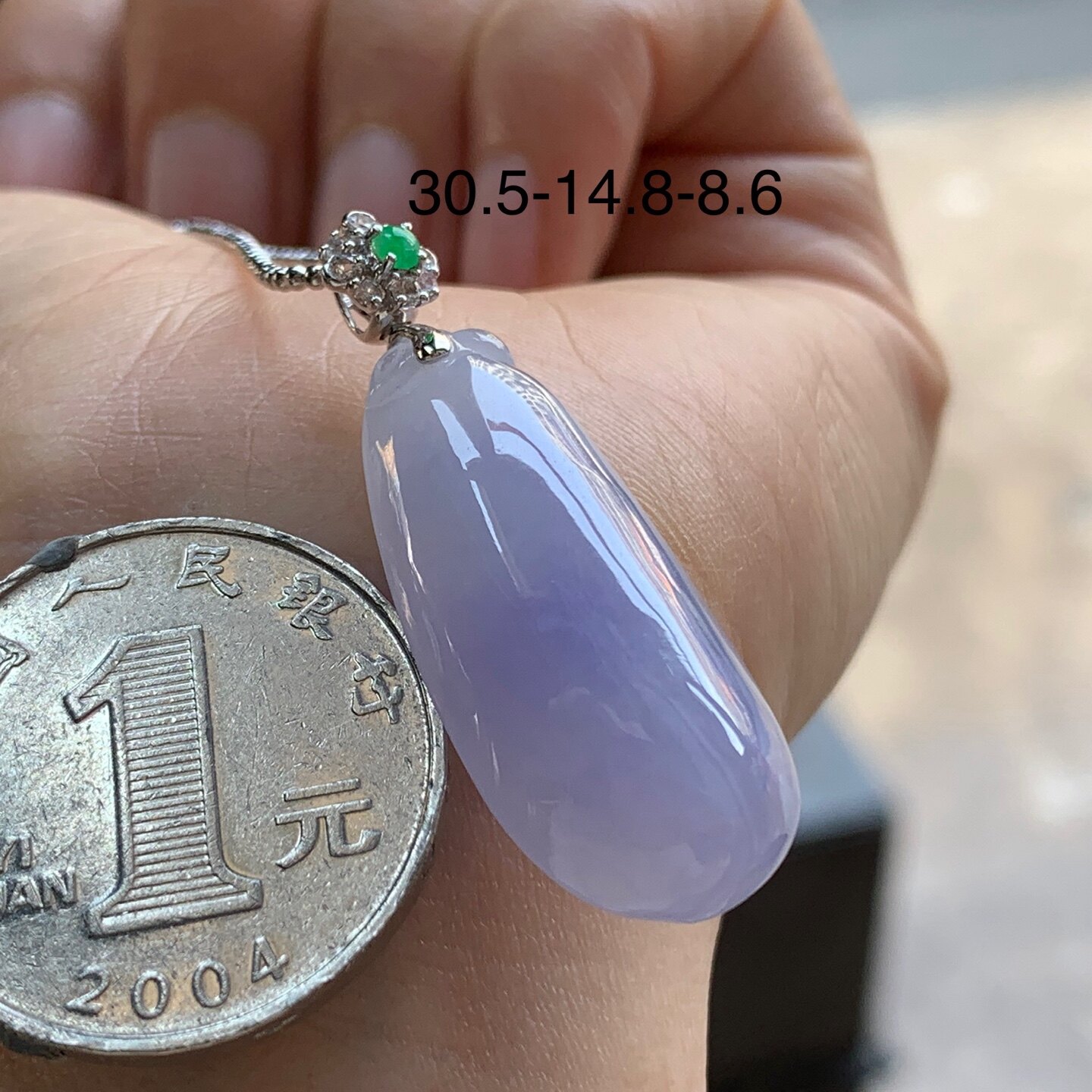 金扣翡翠紫罗兰福瓜吊坠