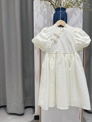 2024女童夏季新款中国风复古重工旗袍裙子小女孩洋气泡泡袖连衣裙