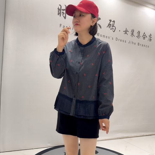 女权贵族初秋新款大码格子初衫女