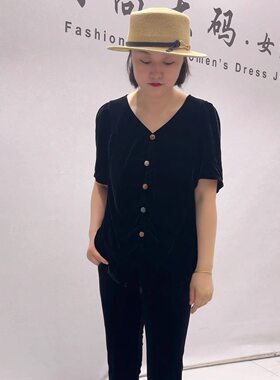 芮娜依莲初秋新款大码丝绒衫短袖