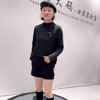 芮娜依莲年货春款大码打底衫上衣