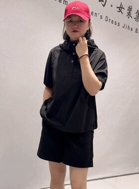 1386针丝缘子汇夏季新款欧货速干料短袖连帽衫加大女装胖妹妹半袖