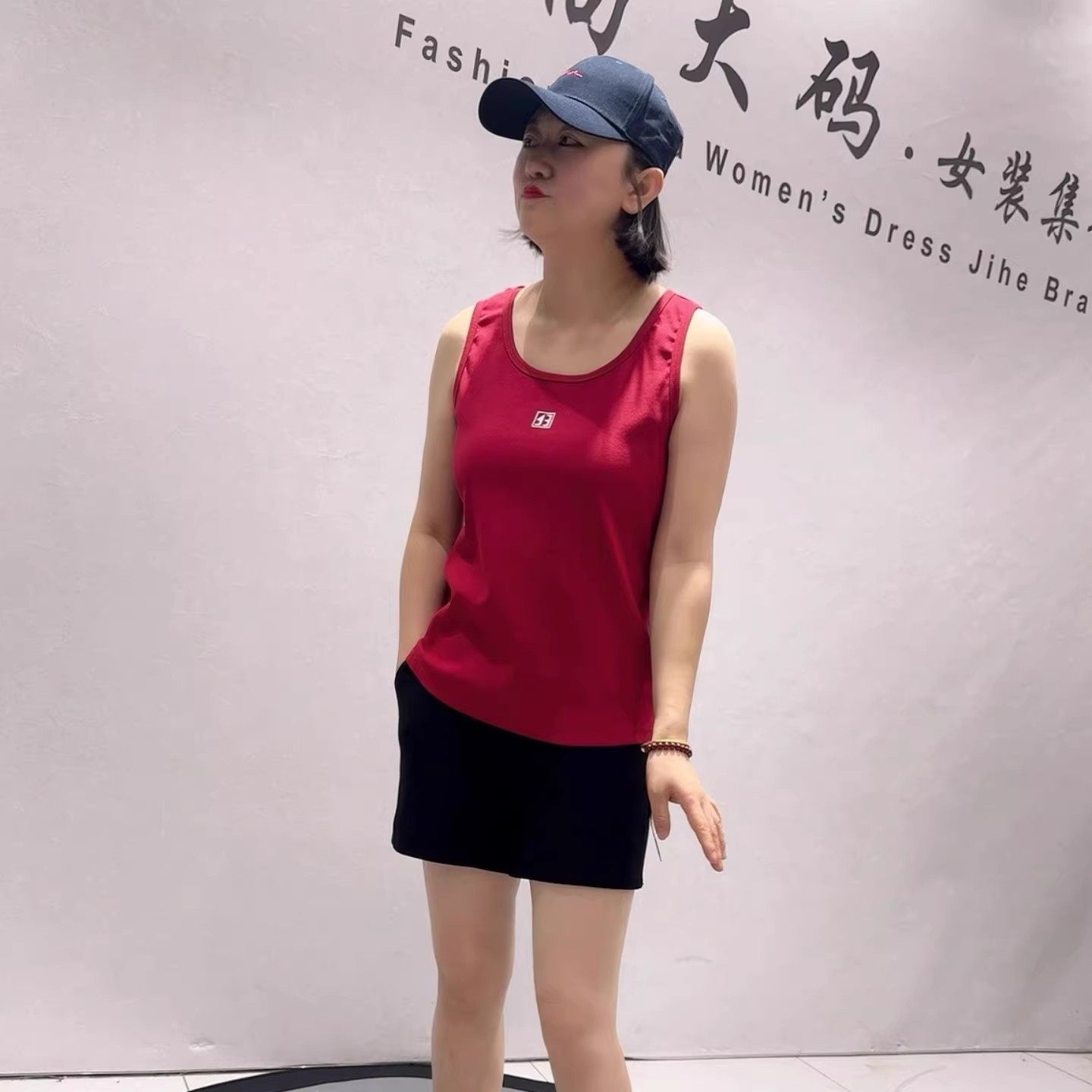 8316针丝缘子汇春季新款圆领打底背心大女装胖妹妹减龄显瘦打底衫,女装/女士精品,常规大码外套,淘宝优惠券,粉丝福利购,淘宝优惠卷