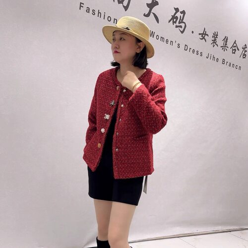 女权贵族秋冬大码小香风羽绒外套