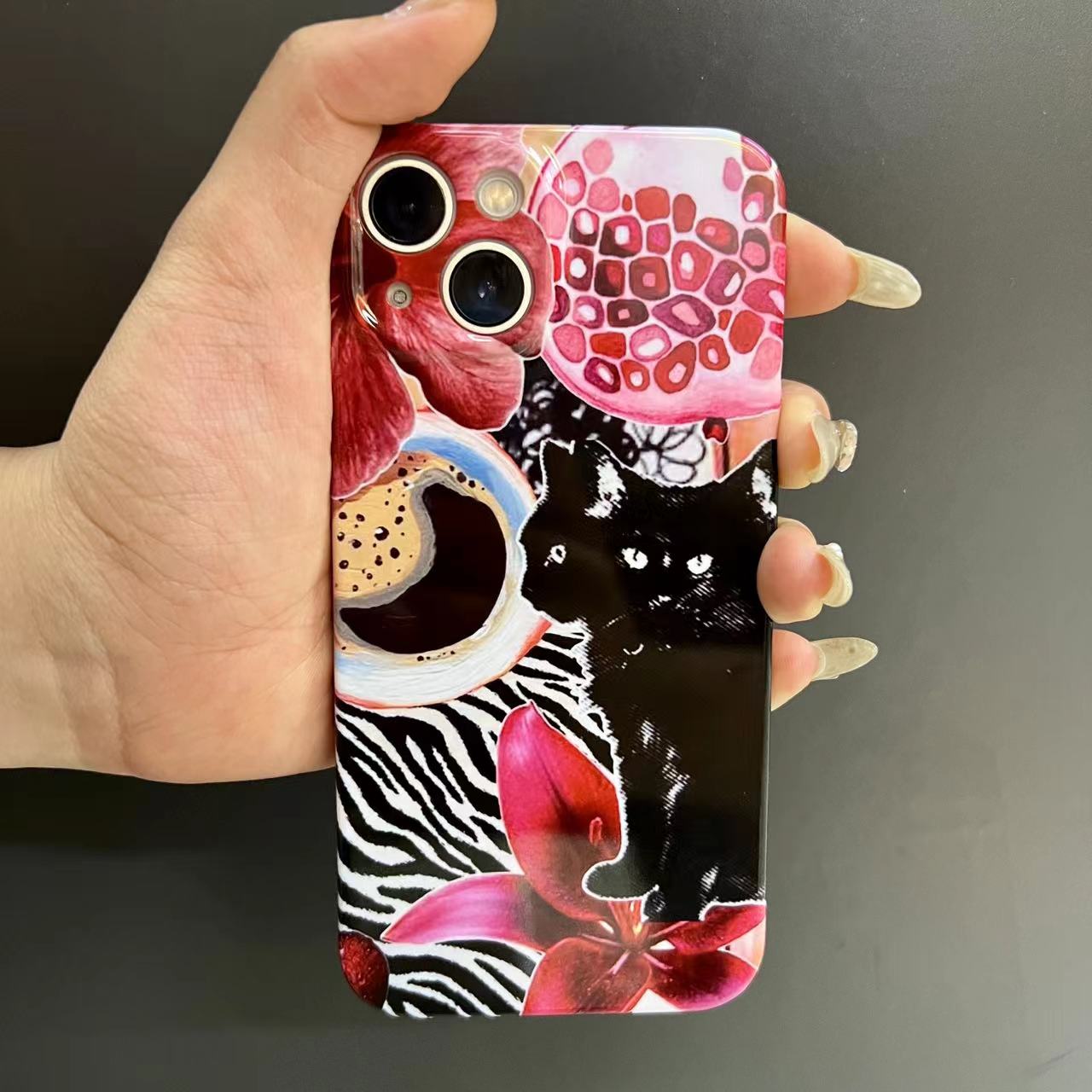 AlienTits黑猫萌宠可爱插画趣味少女清新艺术原创个性创意设计小众防摔适用苹果华为小米安卓定制手机壳