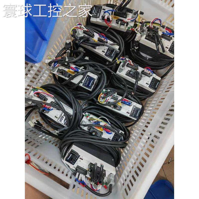 非实价现货400W伺服电机，驱动MBDLN25SE，电机MSMF0议价