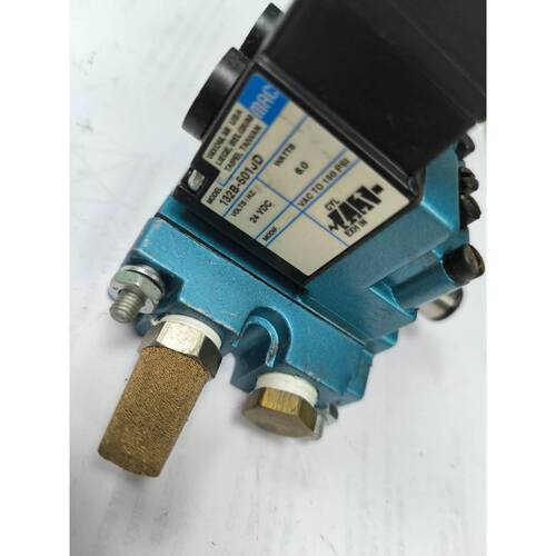 MAC电磁阀132B-501JD，含2个电磁阀实物图89