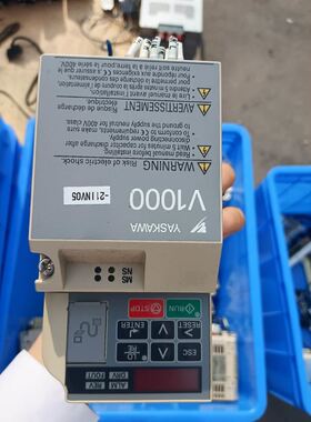 安川V1000变频器 CIMR-VA2A0001BAA 拆机