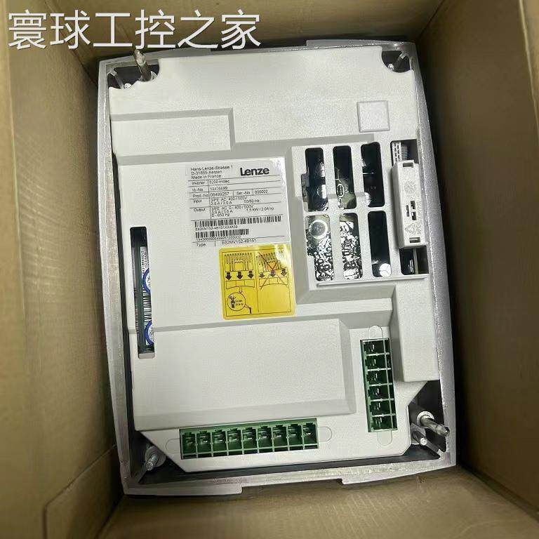非实价供应Lenze伦茨变频器 E82MV152-4B151 质保一年实物拍摄咨