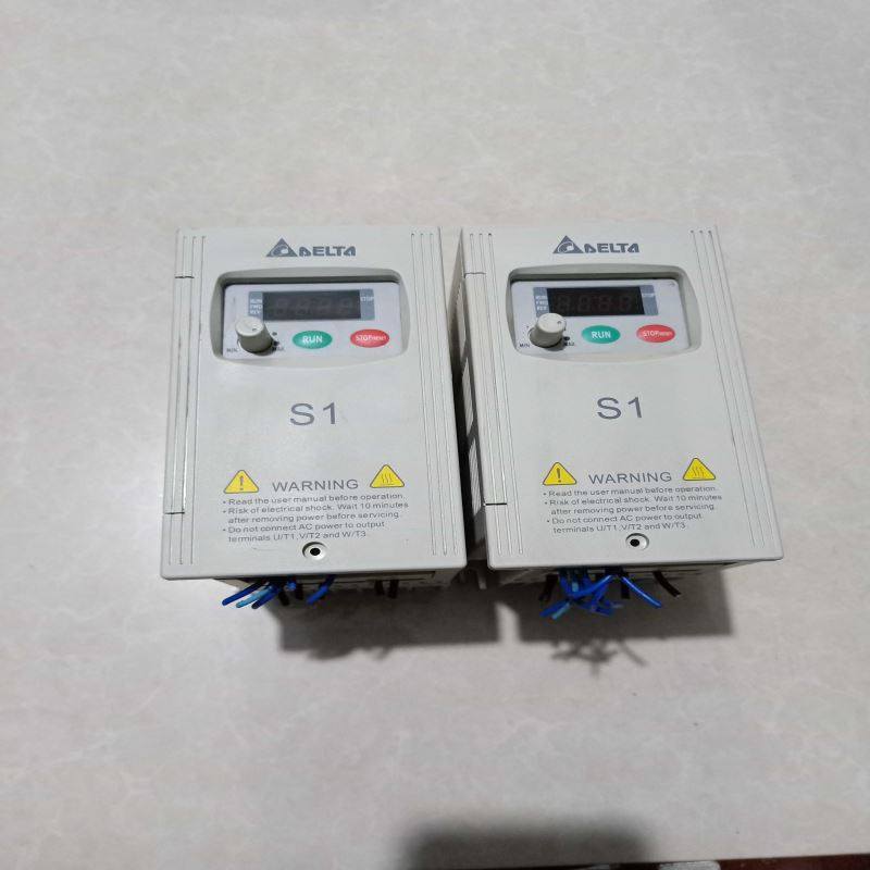 台达S1系列变频器VFD004S43A0.4KW380V拆机实图