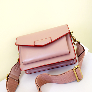 小CK单肩斜挎邮差包