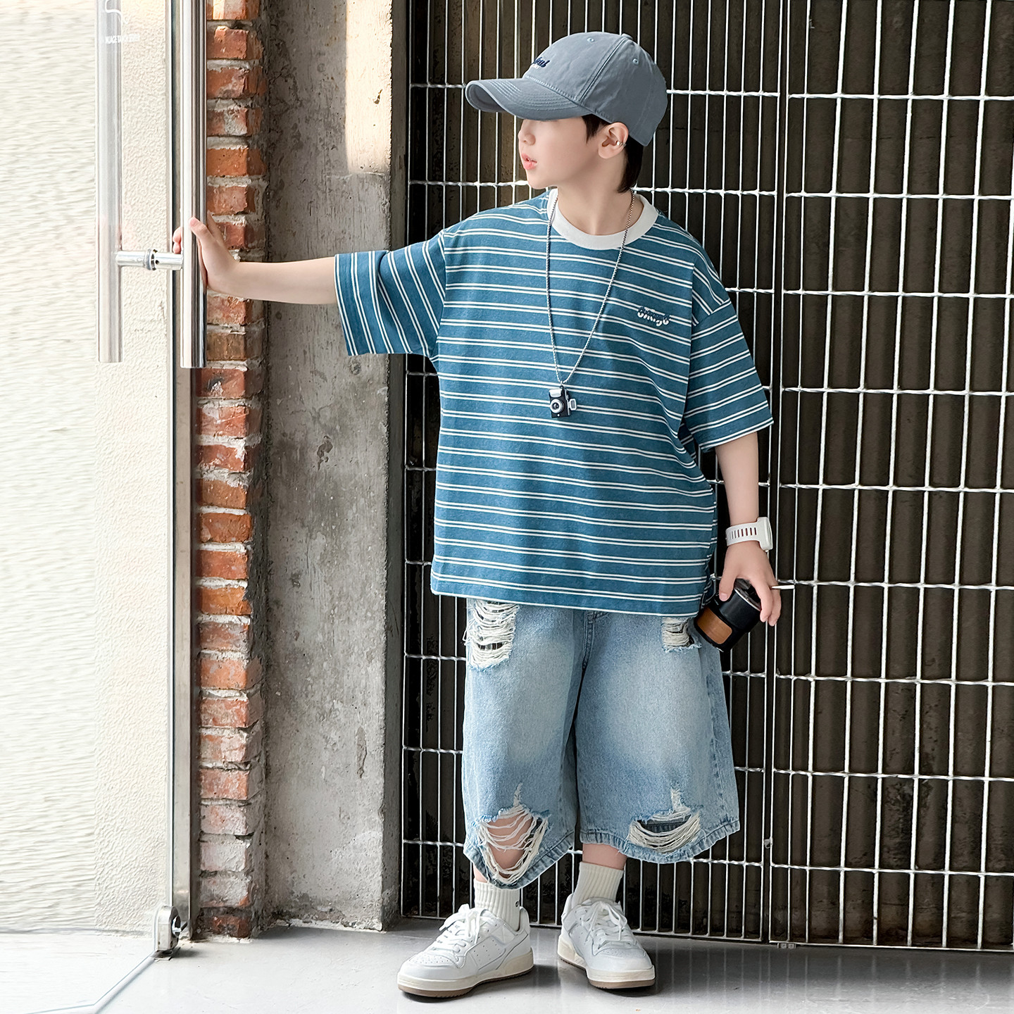 休闲棉混两件下架条纹套装酷帅潮