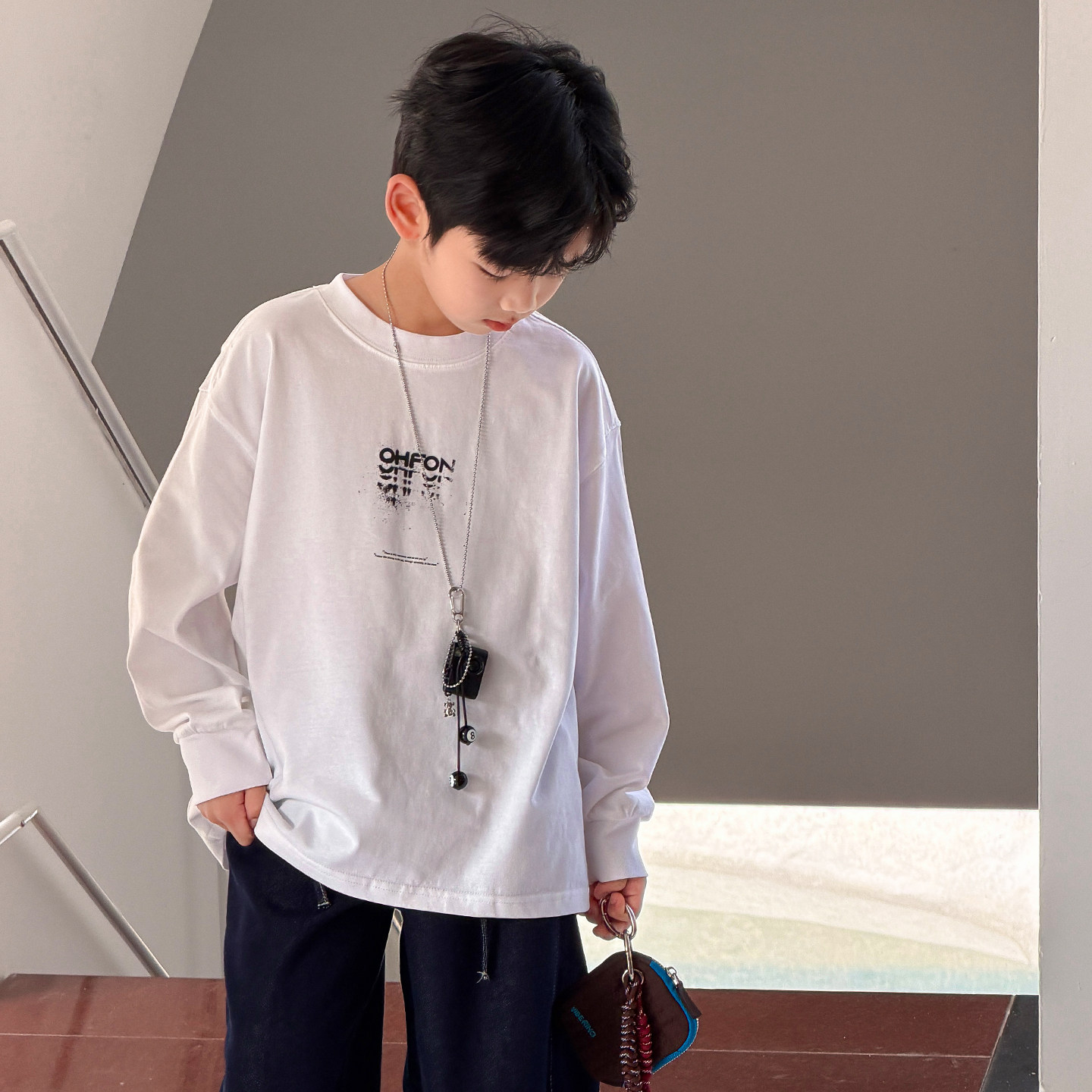 男童白色长袖T恤春秋2026新款洋气中大童内搭上衣儿童打底春装潮