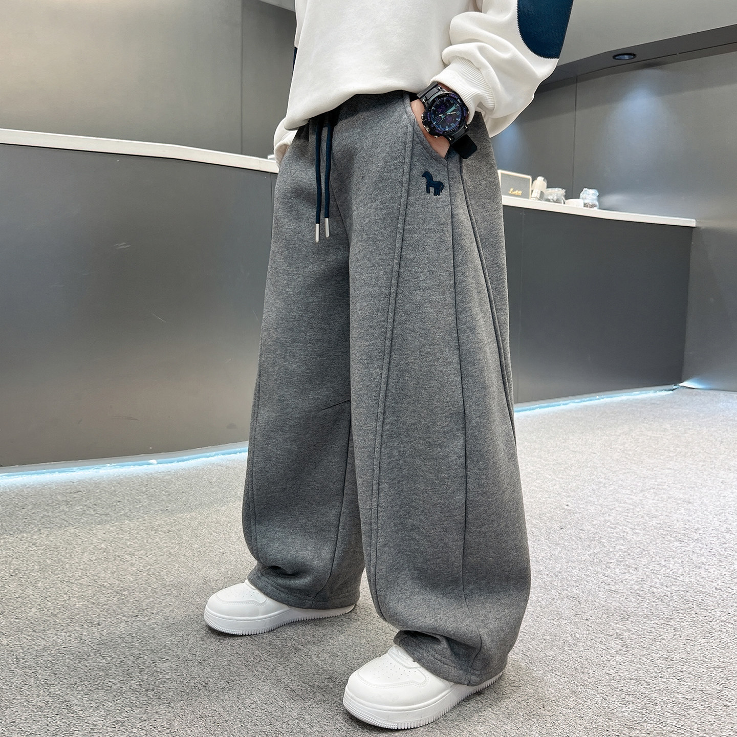 男童一体绒卫裤秋冬季2025新款洋气儿童冬款中大童加厚加绒运动裤