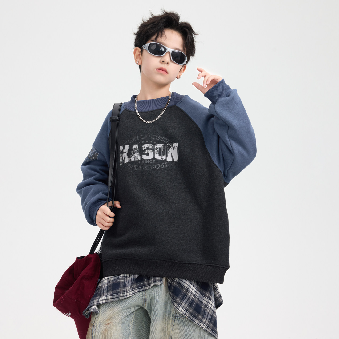 男童加绒圆领卫衣秋冬季2026新款痞帅中大童冬款儿童男孩打底内搭